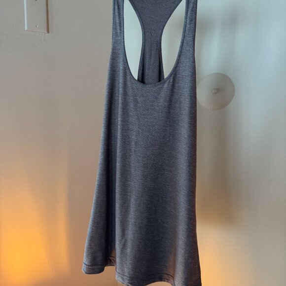 lululemon racer back - grey tank - womens size 6 - Picture 2 of 4